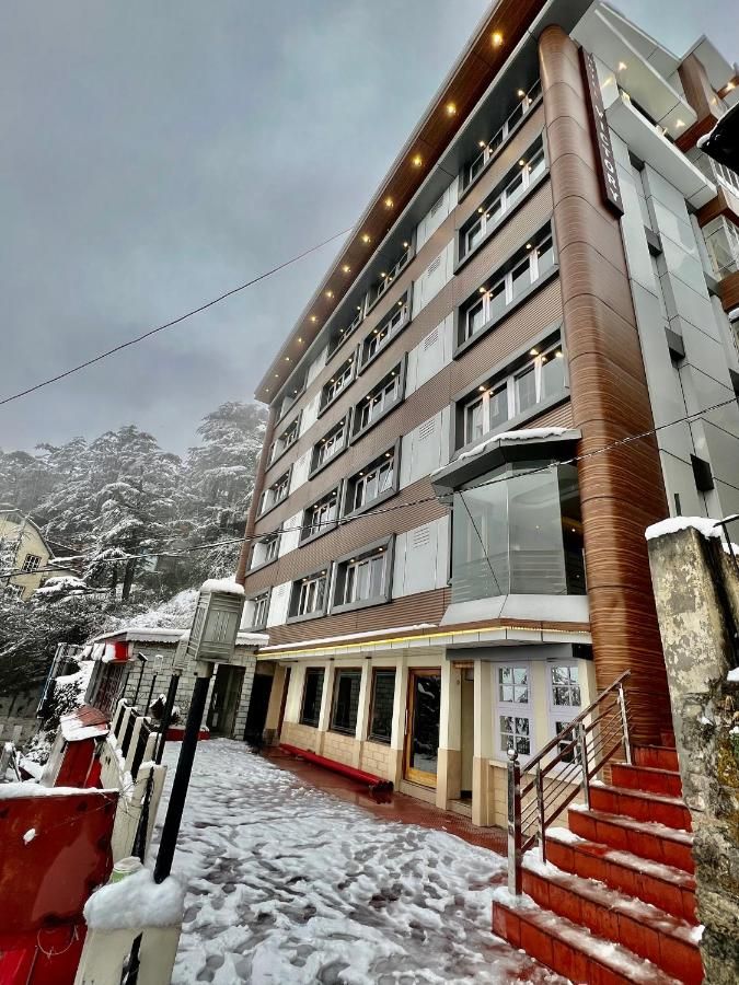 undefined Hotel Victory Near Mall Road 8