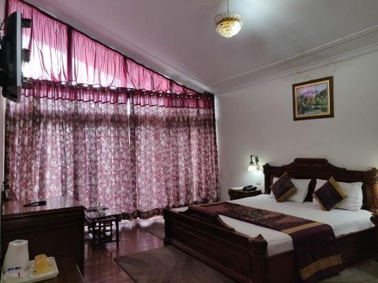 Hotel Blossom
