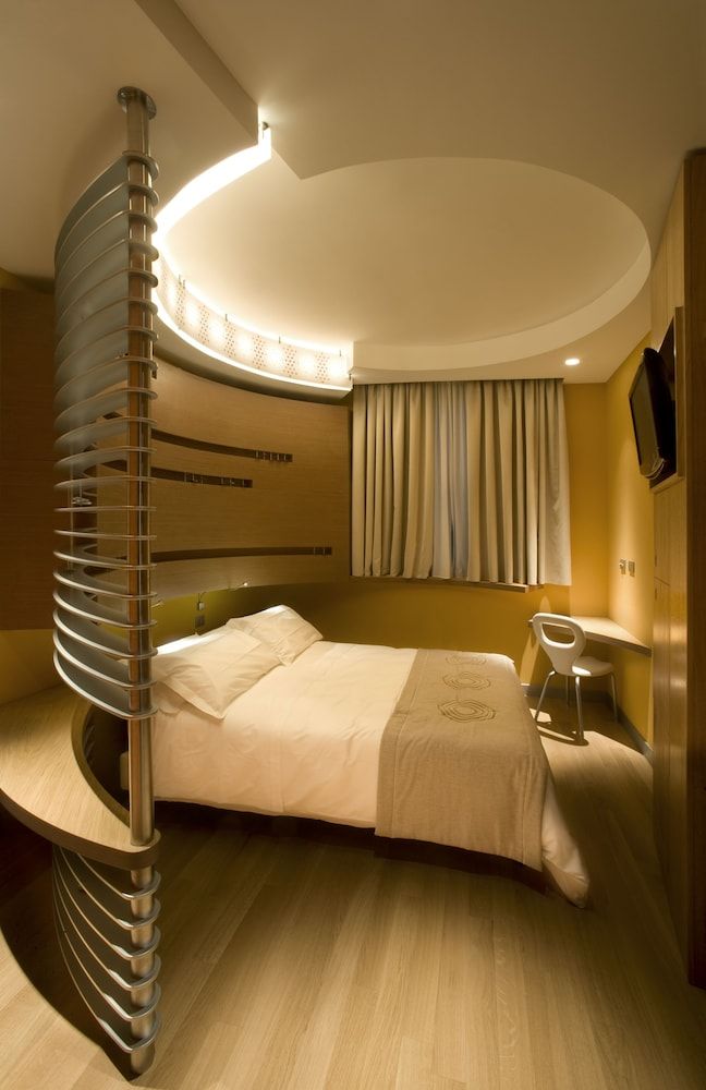 Eos Hotel Standard Double Room 3