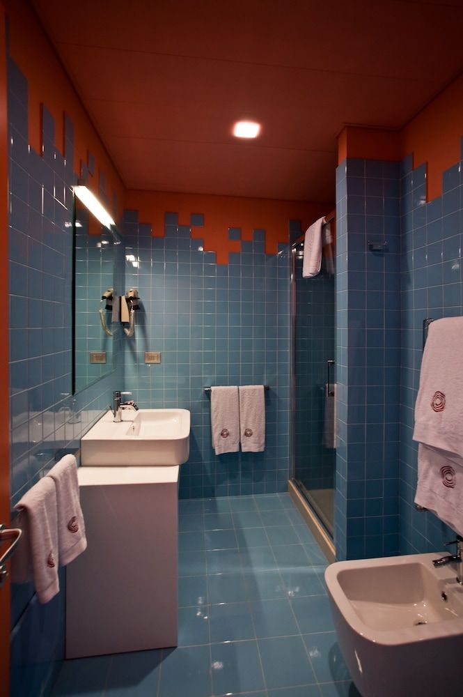 Eos Hotel Superior Double Room 9