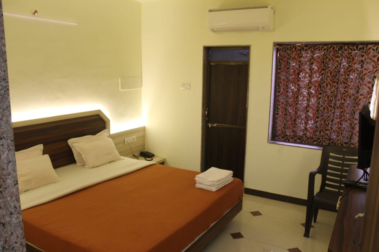 Hotel Vatsalya Standard Room 3