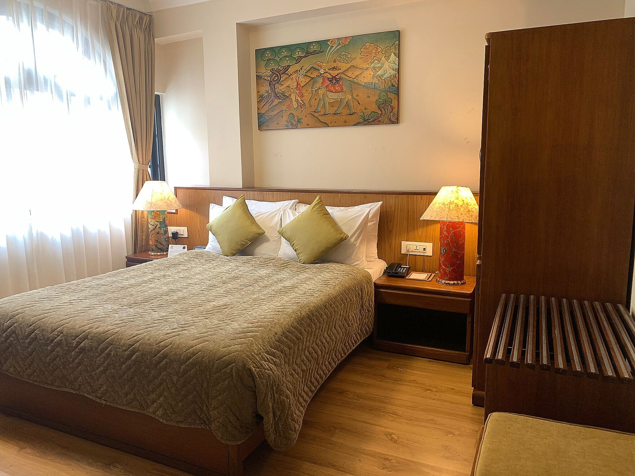 Denzong Shangrila Lords Inn Gangtok Deluxe Room 3