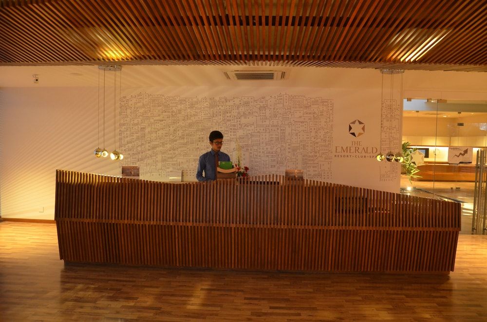 undefined The Emerald Club 2