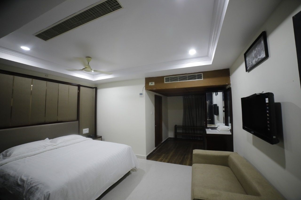 undefined Hotel SV Regency 9