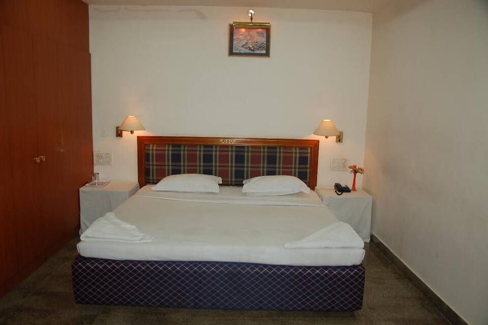 undefined Hotel SV Regency 6