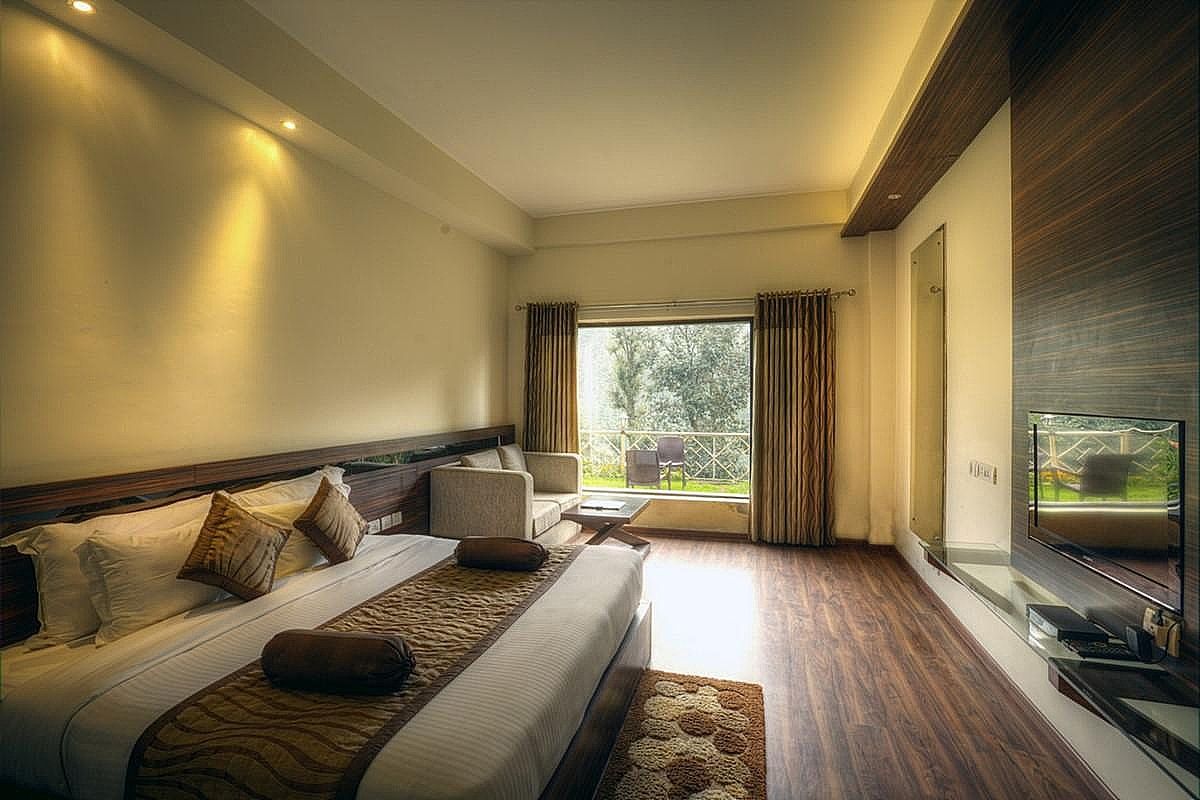 Deluxe Room Air-Conditioned Valley View With Private Sitout