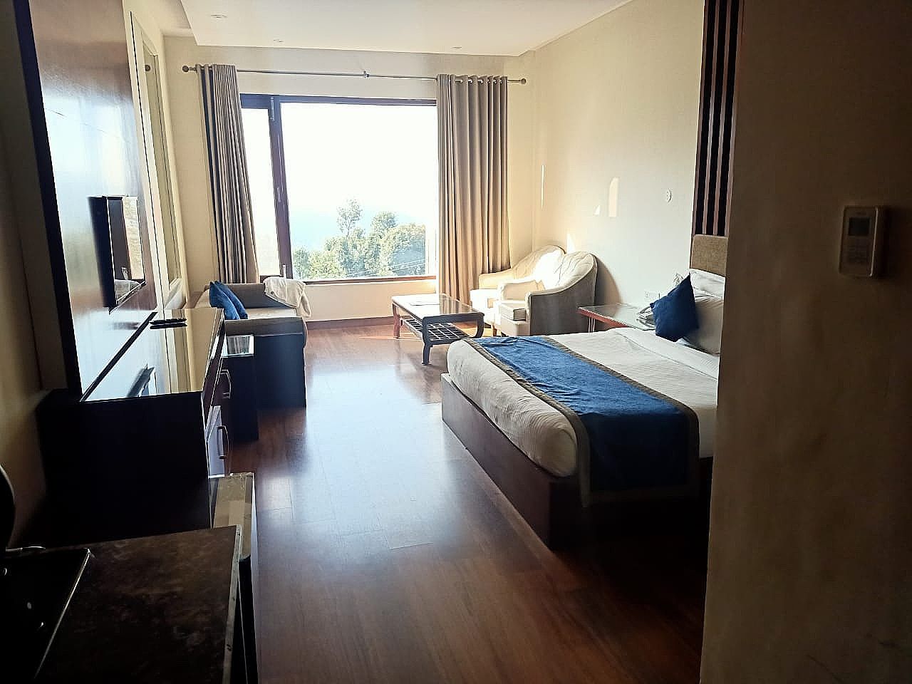 Premium Room Valley View Centrally Air Conditioned