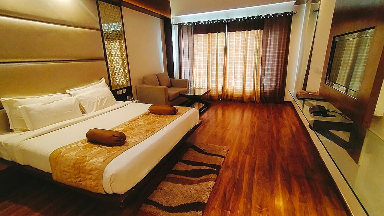 Executive Room Air-Conditioned Valley View