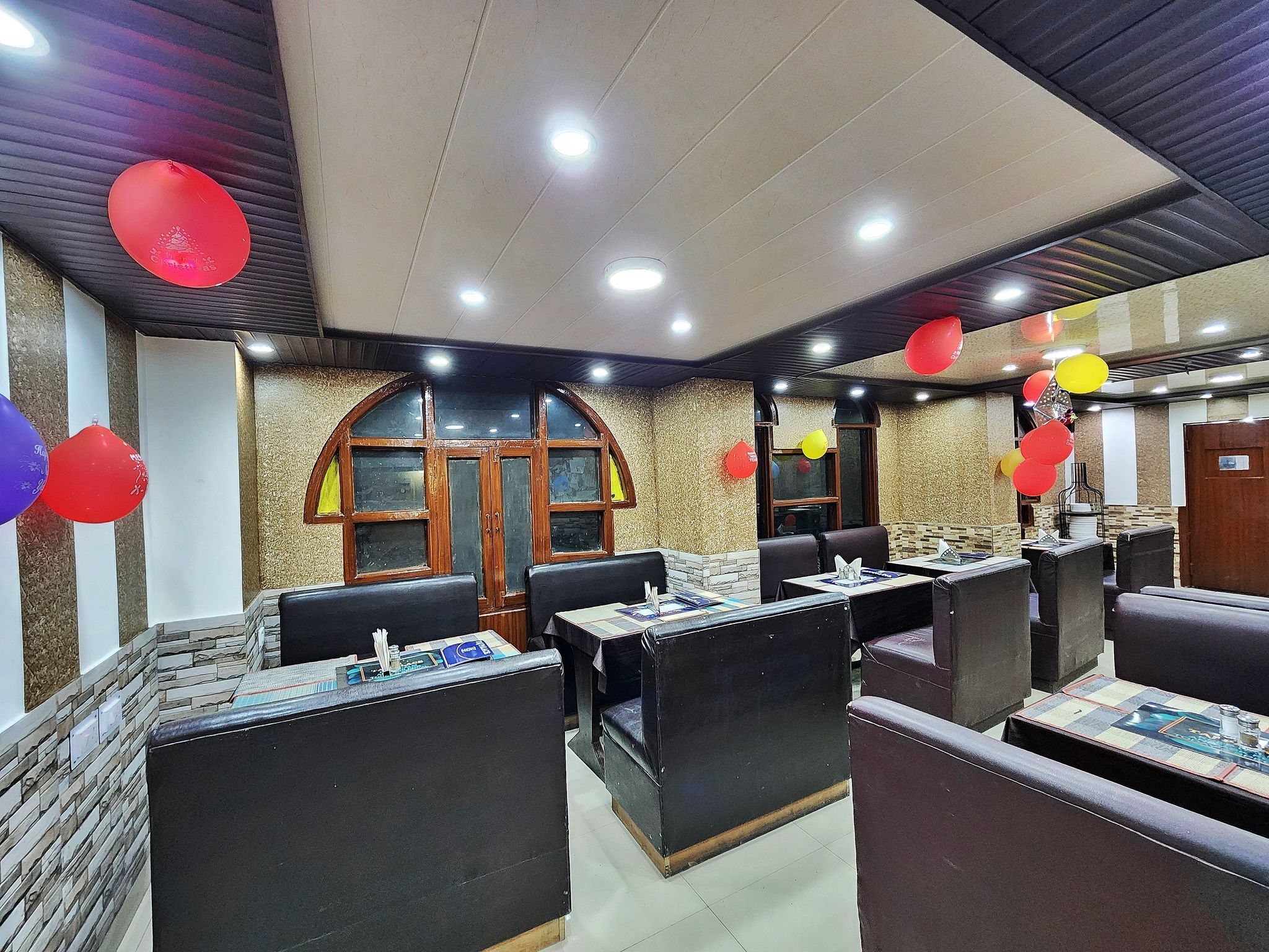 Food & Dining