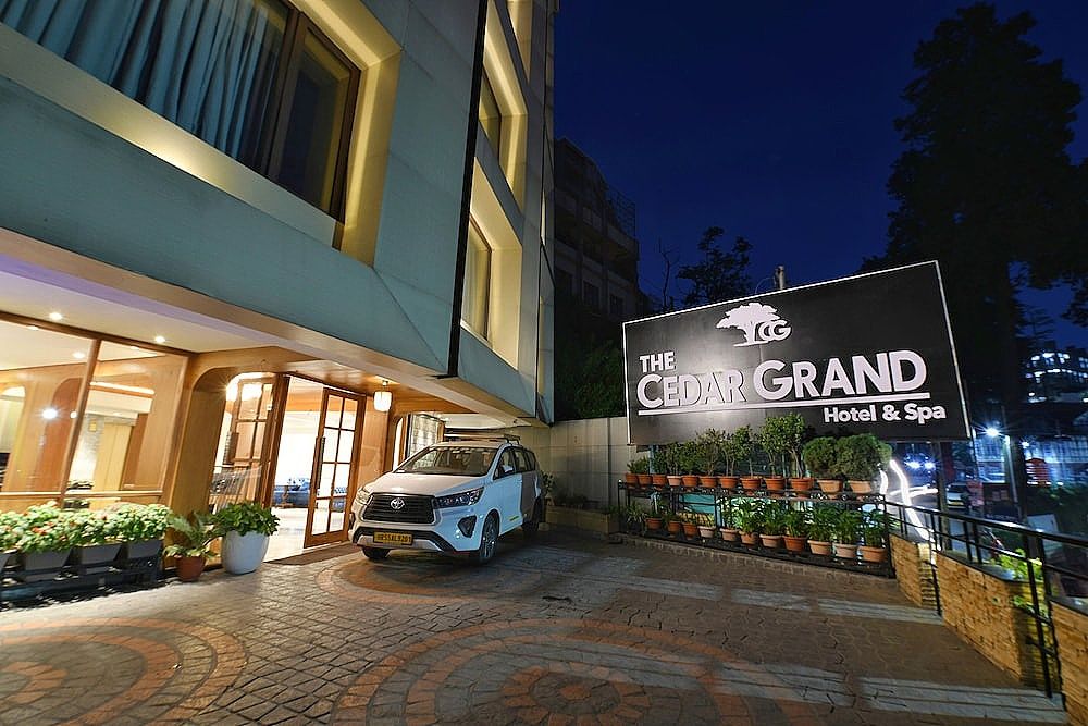 undefined The Cedar Grand Hotel and Spa 7