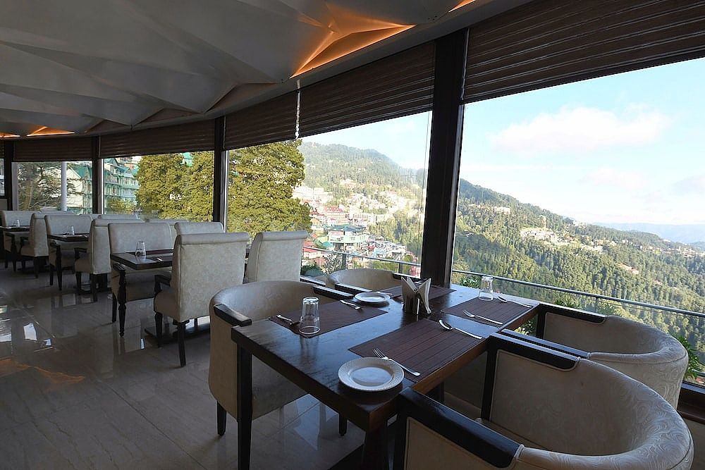 undefined The Cedar Grand Hotel and Spa 3