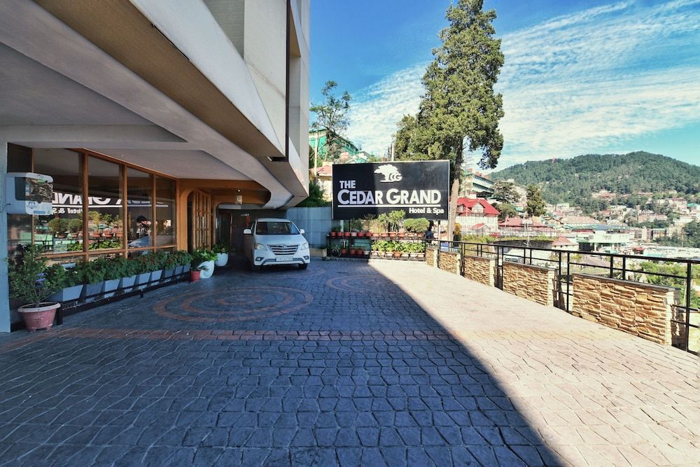 undefined The Cedar Grand Hotel and Spa 2