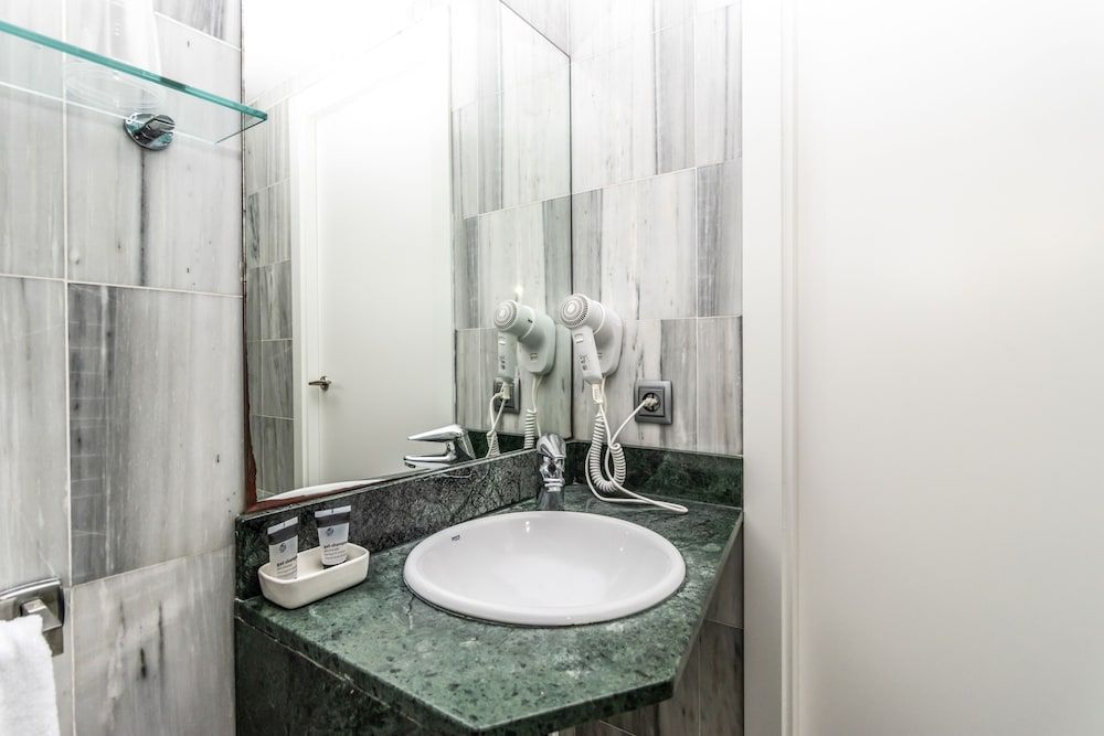 SM Hotel Turissa Double or Twin Room 11