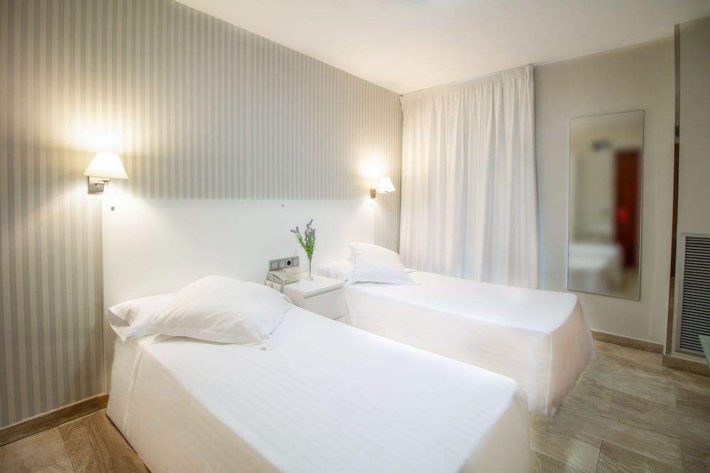 SM Hotel Turissa Double or Twin Room 5