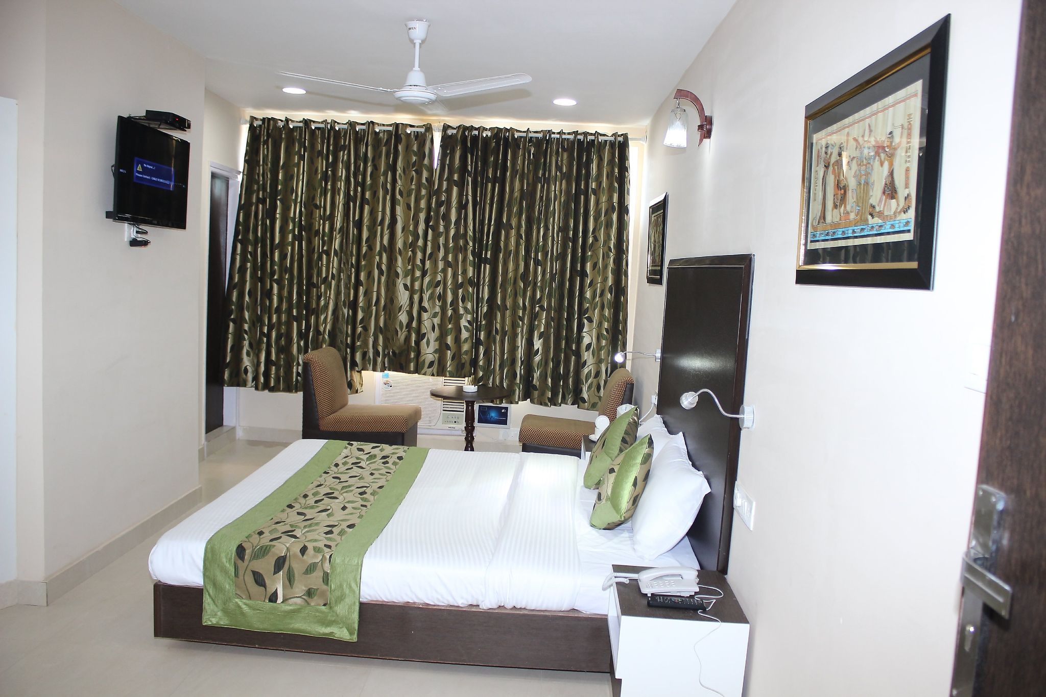 Hotel City Heights Deluxe Room 25