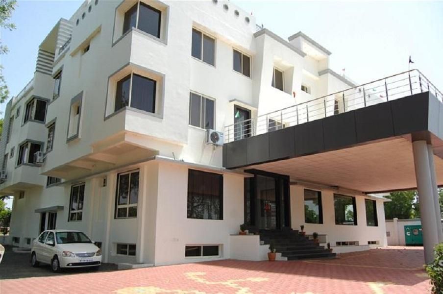 Hotel Exterior