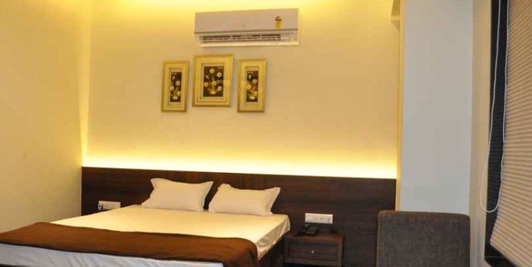 Club Room