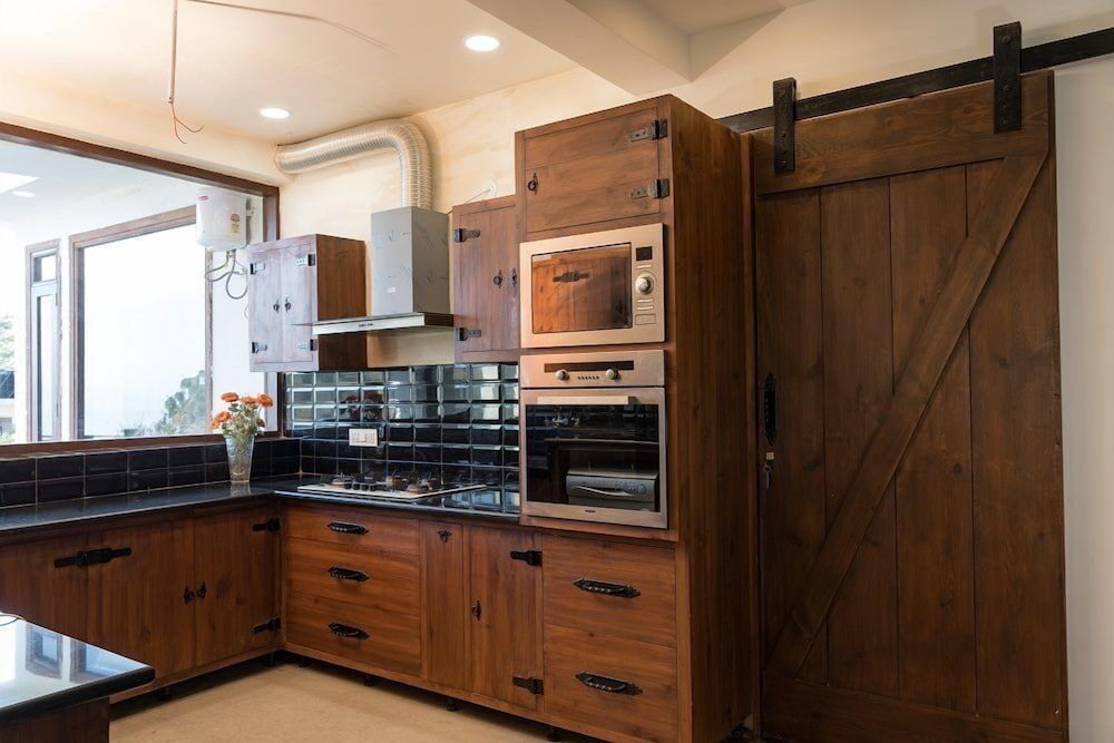 Boho Heights Kasauli Premium Apartment 4