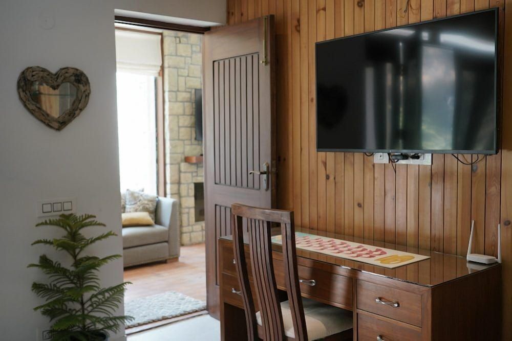 Boho Heights Kasauli Comfort Apartment 7