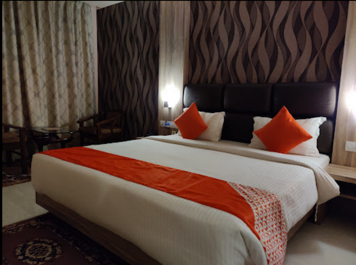 Capital O 27765 Hotel Vip Square Super Deluxe