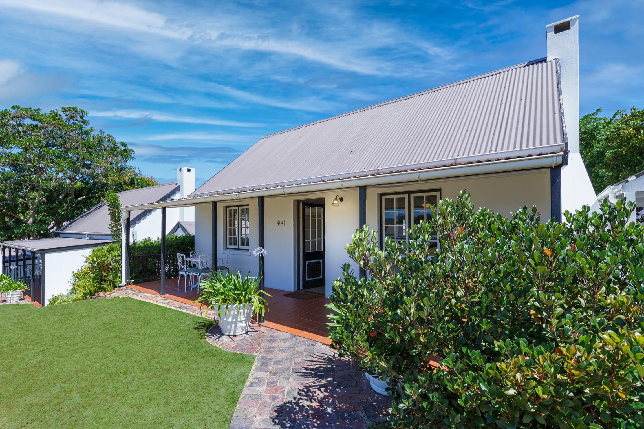 undefined Belvidere Manor Lagoonside Cottages 5