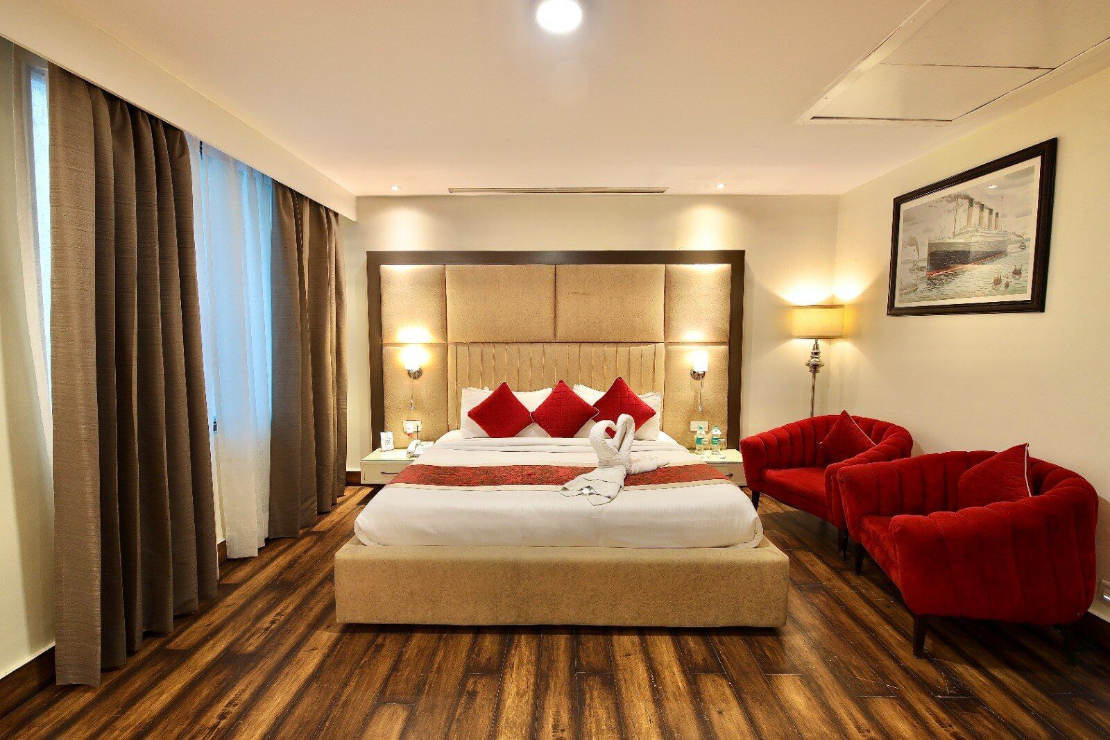 Hotel Harmony inn Deluxe Rooms 2