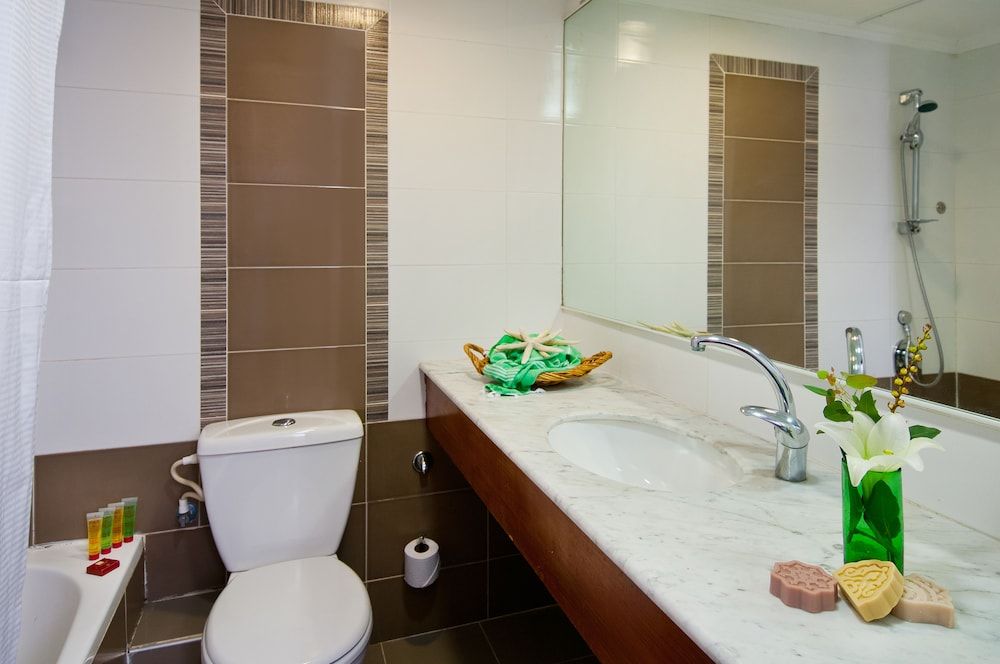 Leonardo Inn Hotel Dead Sea Superior Room 9