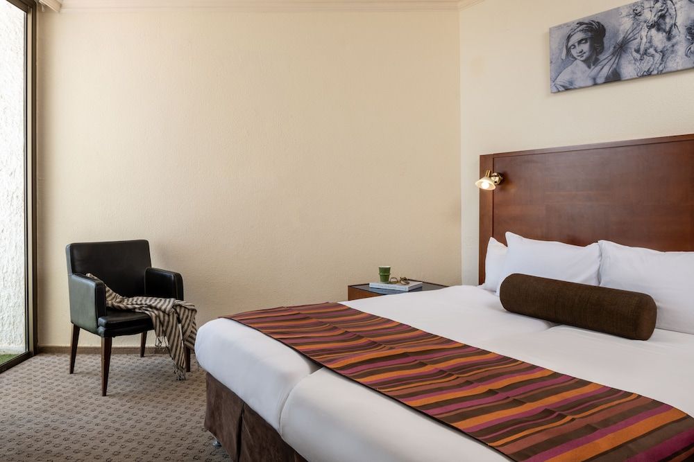 Leonardo Inn Hotel Dead Sea Superior Room 4