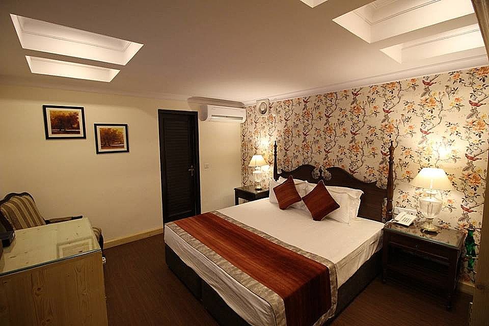 The Oaktree House Premium Room ( Non View ) 2