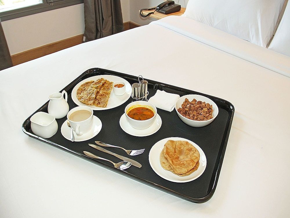 undefined OYO 9554 Hotel Grand Plaza 8