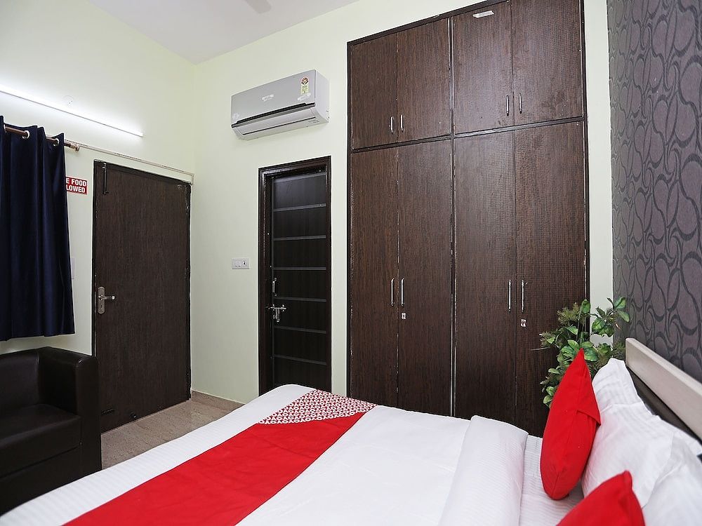 OYO 17293 Country Residency Double or Twin Room 14