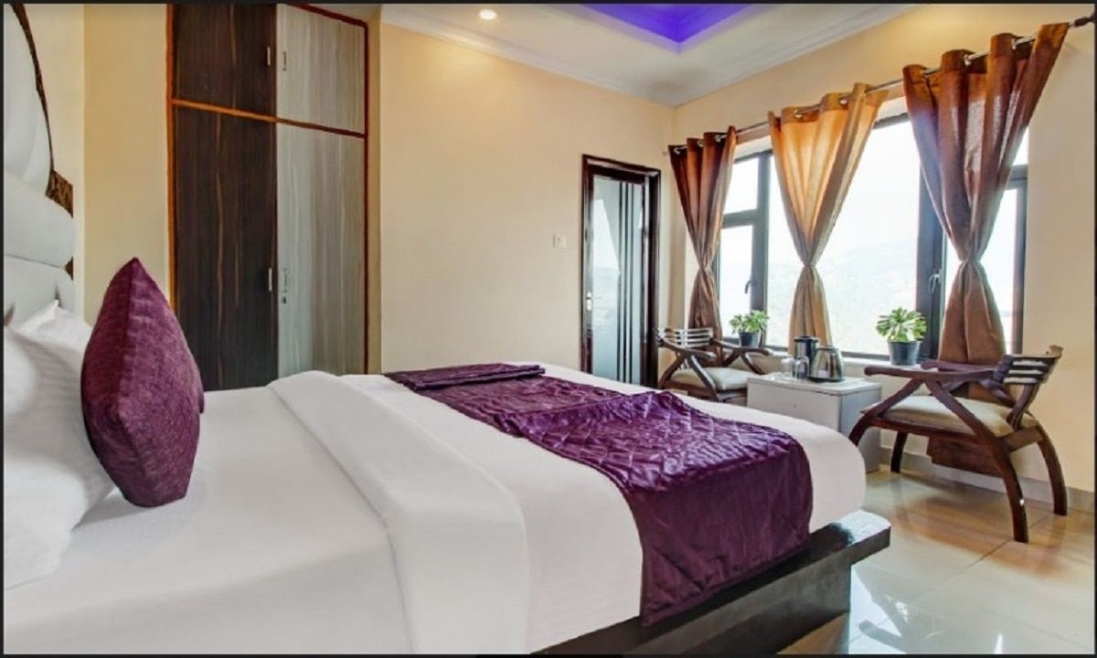 TWO DELUXE ROOMS with washroom in one room for 4 to 7 people, balcony and excellent view
