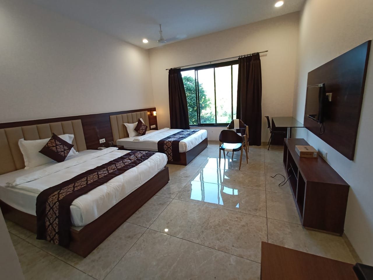 undefined Hotel The Hind 5