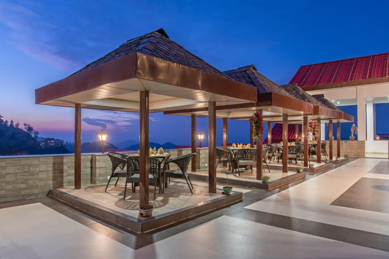 Food & Dining
