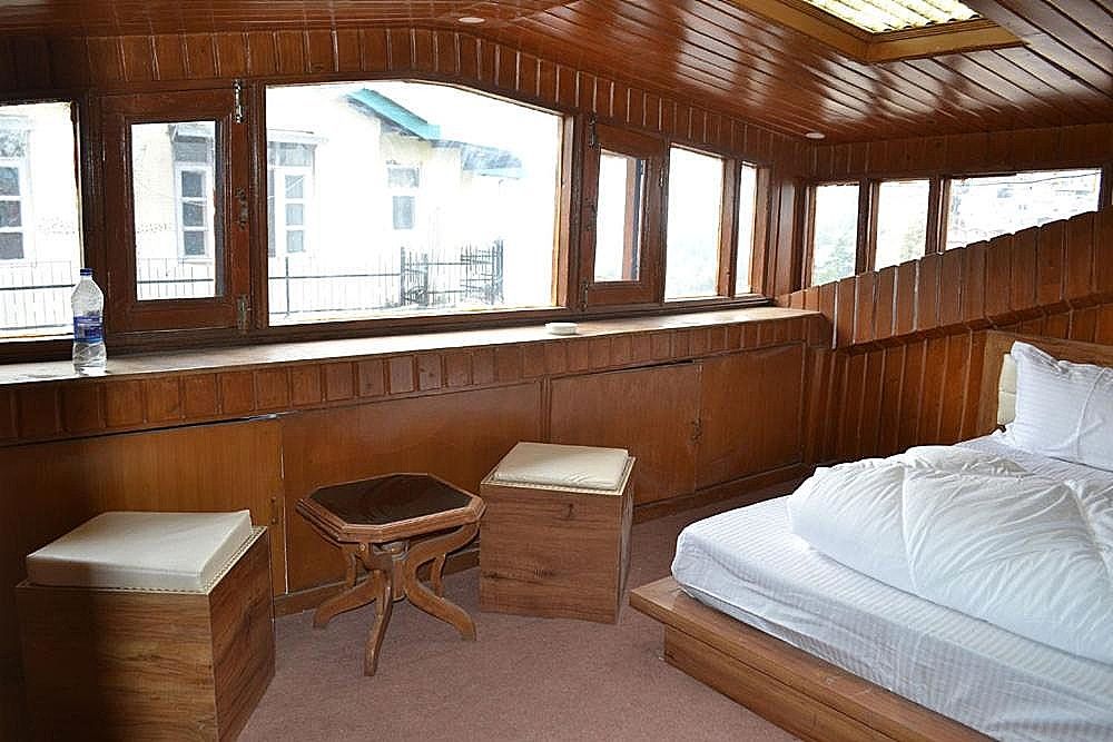 undefined Hotel Shimla Palace 9