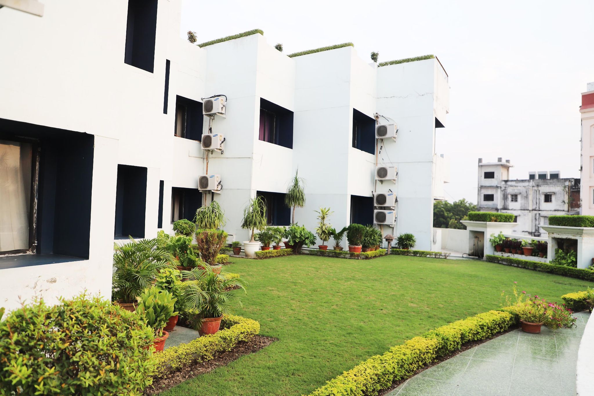 undefined Hotel Bareilly Palace 6