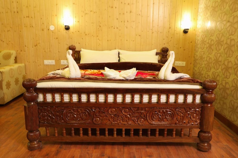 KVR Clarks Inn, Kufri Superior Room 6