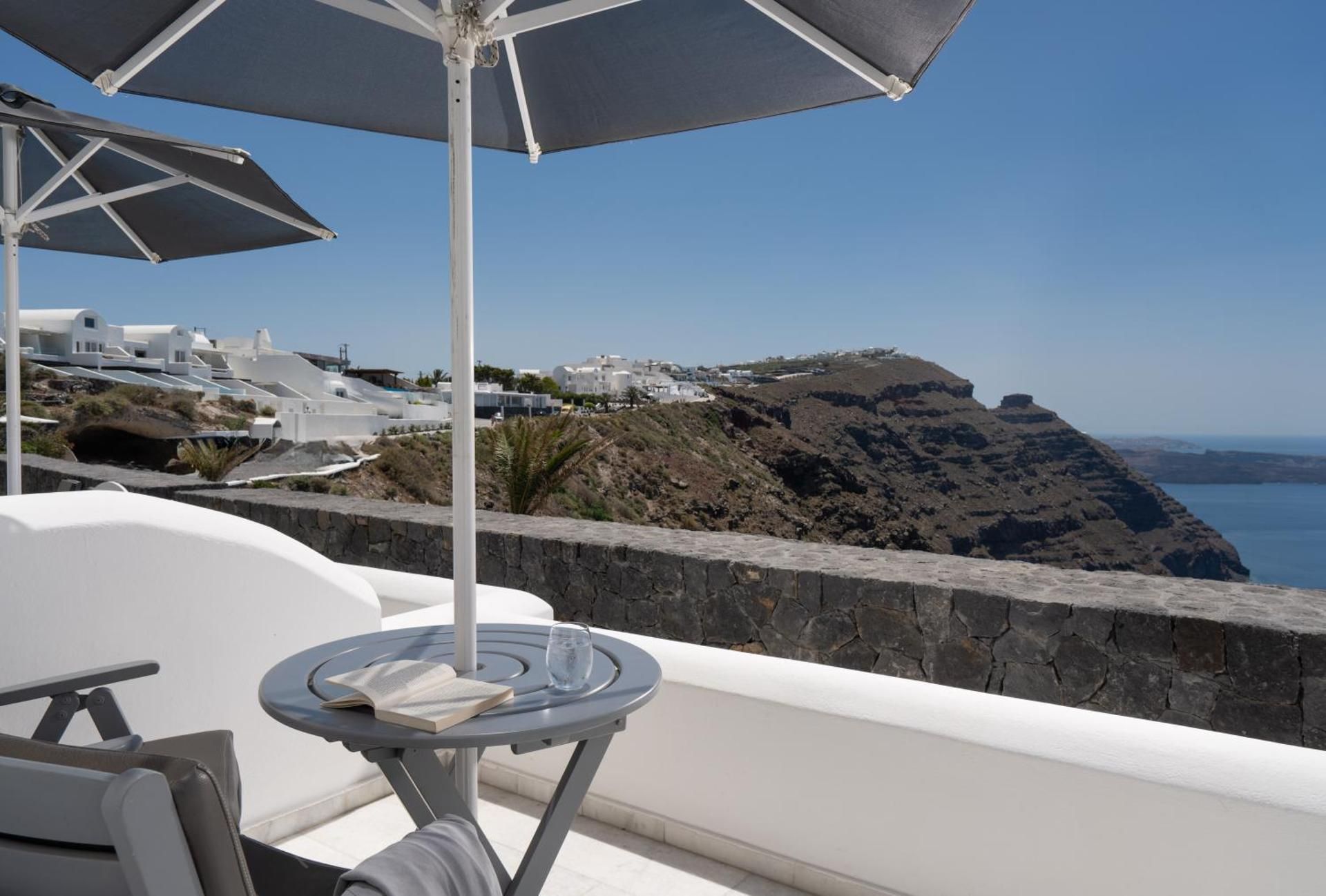 Caldera View Triple Room