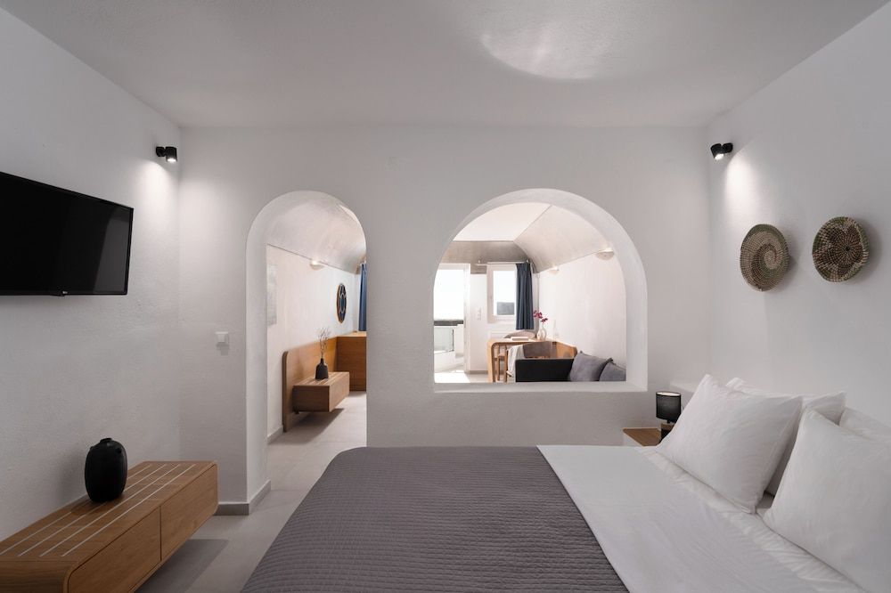 Triple room with caldera view