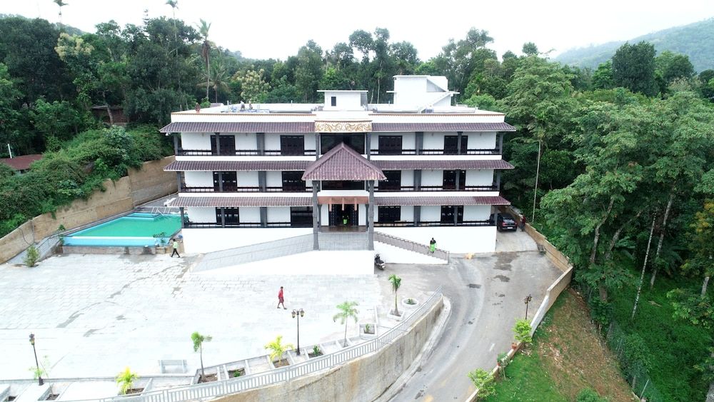 Periyarmountainpalace