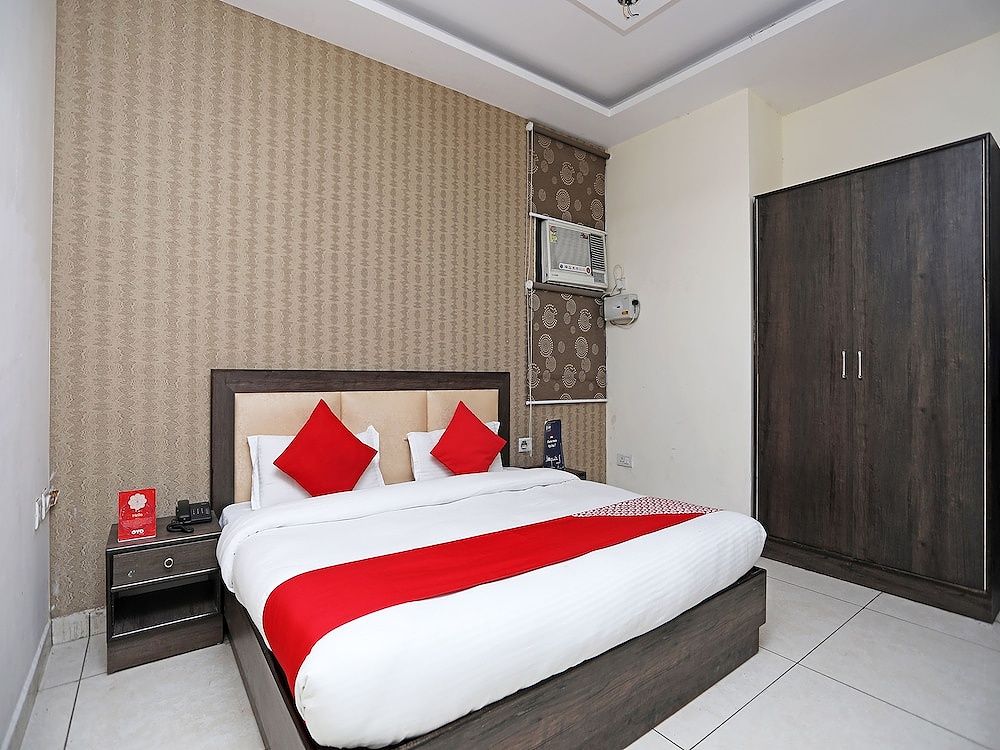 undefined OYO 28017 Hotel Olive 8