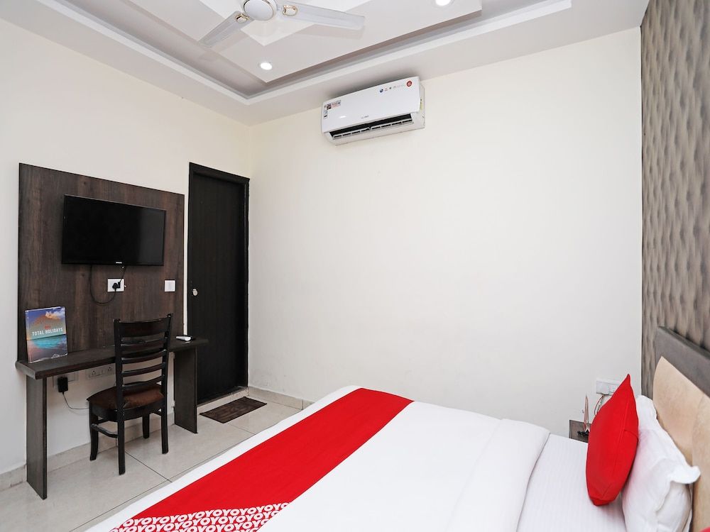 undefined OYO 28017 Hotel Olive 4