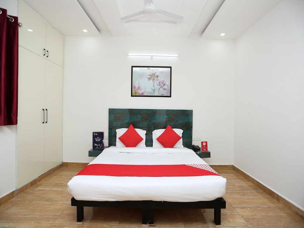 OYO 26625 Bleu Ville Prime Double or Twin Room 7