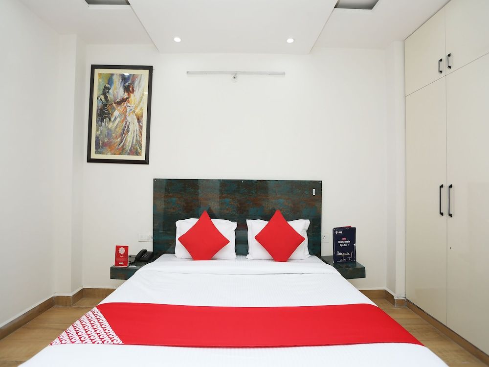 OYO 26625 Bleu Ville Prime Double or Twin Room 13