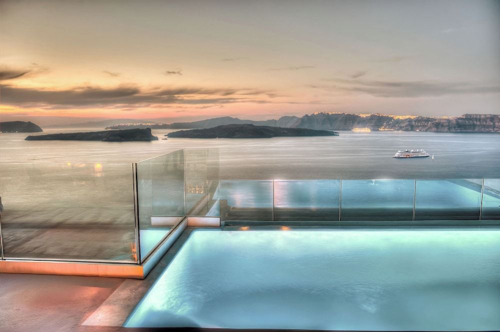 undefined Astarte Suites