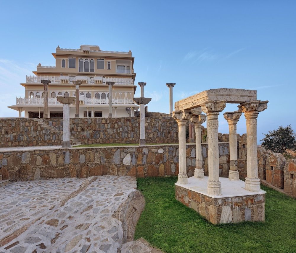 undefined Fateh Safari Suites by Fateh Collection 9