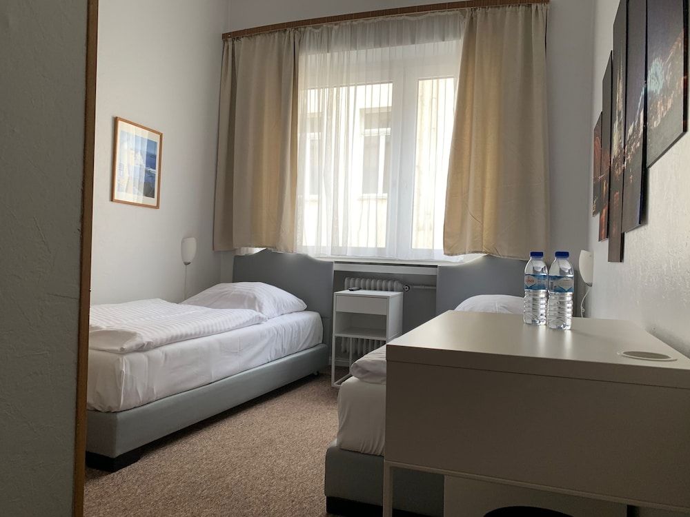 undefined Hotel Berg 4