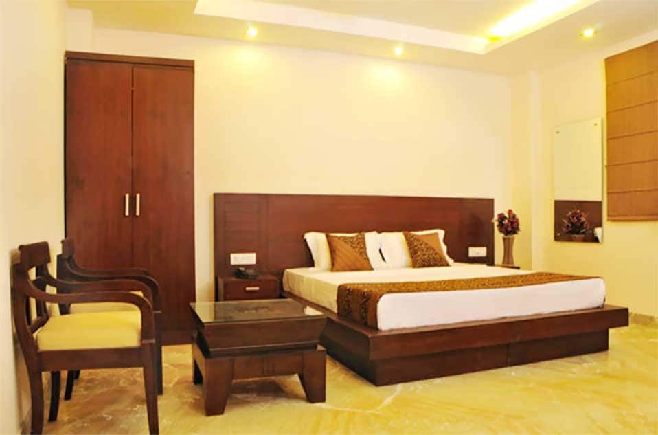 Hotel Paradise Inn Deluxe Room 2