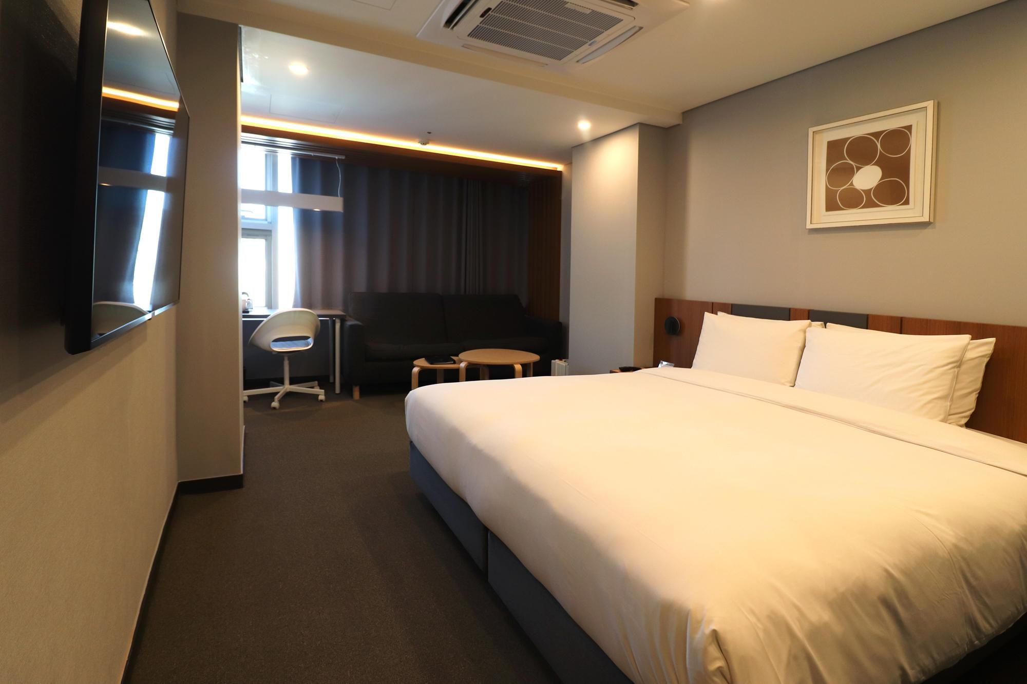 undefined Hotel PJ Myeongdong 8