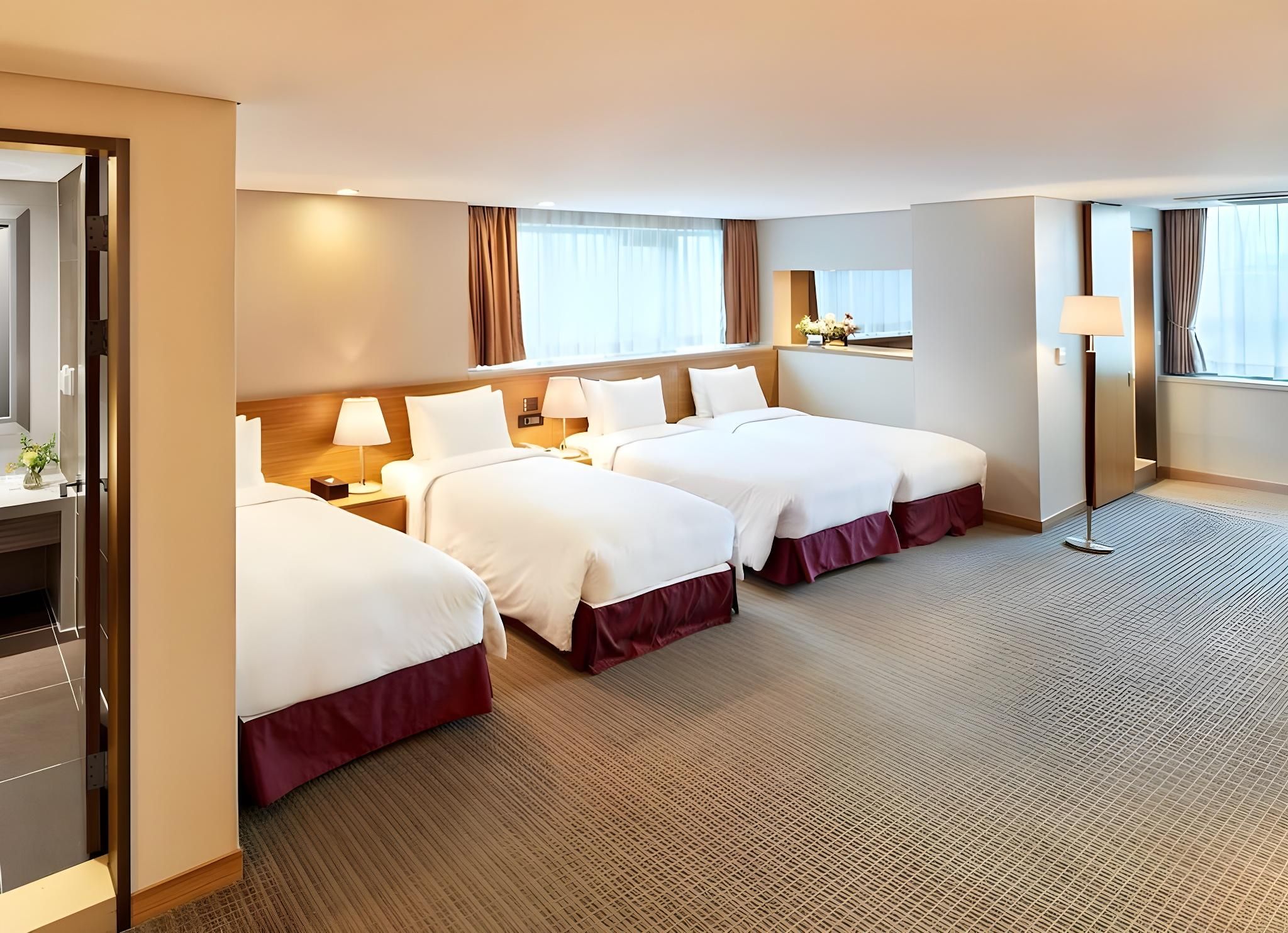 Hotel PJ Myeongdong Quadruple Room 2